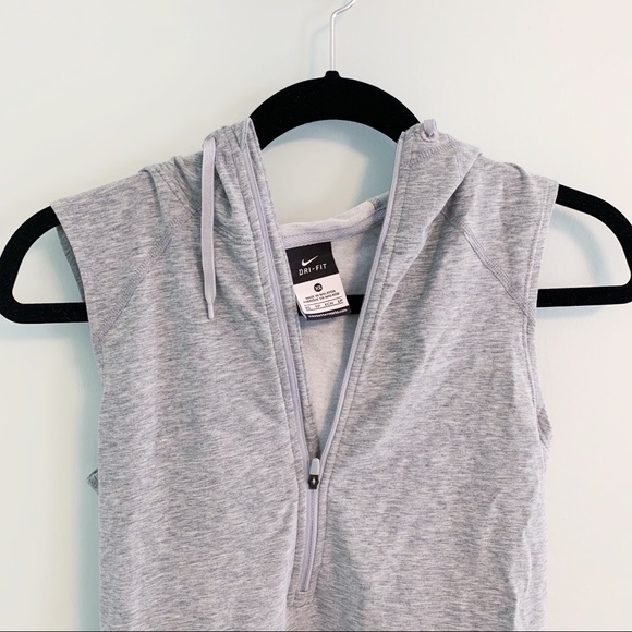 Nike zip tank XS - Picture 3 of 7
